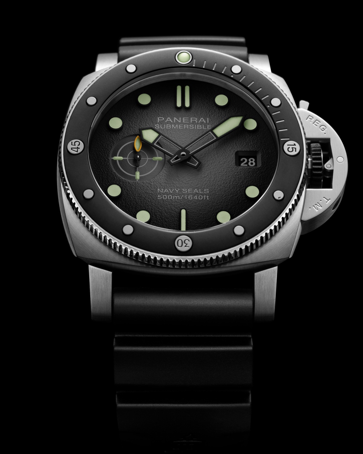 # Panerai giới thiệu Submersible Navy SEALs PAM01738