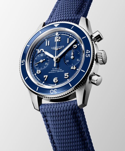 Longines Spirit Pilot và Spirit Pilot Flyback ra mắt các phiên bản xanh lam mới 5 Longines Spirit Pilot và Spirit Pilot Flyback ra mắt các phiên bản xanh lam mới