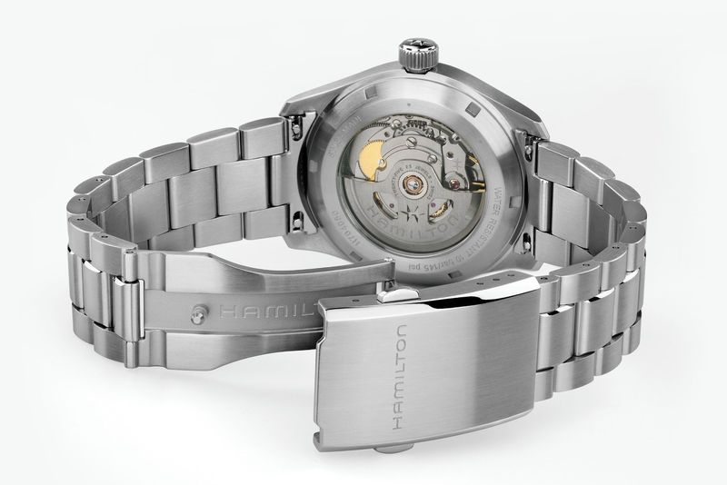 Hamilton mang đến cho Khaki Field Murph 38 mm mặt số xanh lam đậm