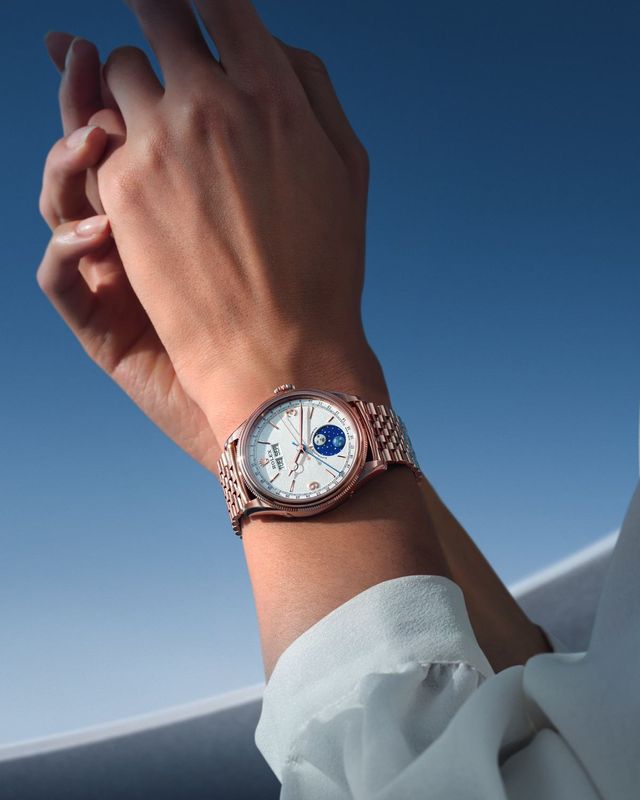 Rolex Perpetual Padellone mang lịch hoàn chỉnh tức thời đến với bộ sưu tập