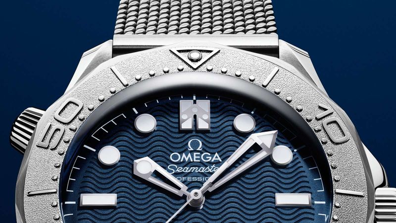 Omega đưa James Bond và Spectre cùng xuất hiện trong bộ sưu tập Seamaster Diver 300M mới
