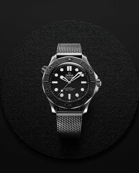 Omega đưa James Bond và Spectre cùng xuất hiện trong bộ sưu tập Seamaster Diver 300M mới